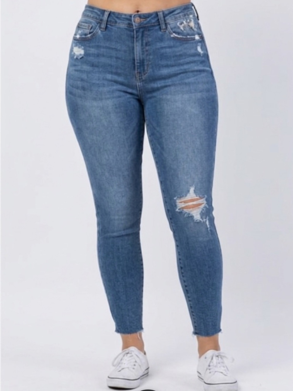 Judy Blue Medium Wash Distressed Women's Skinny raw hem Jeans size 14